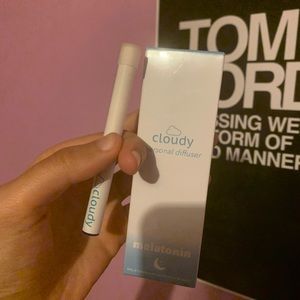 cloudy melatonin diffuser